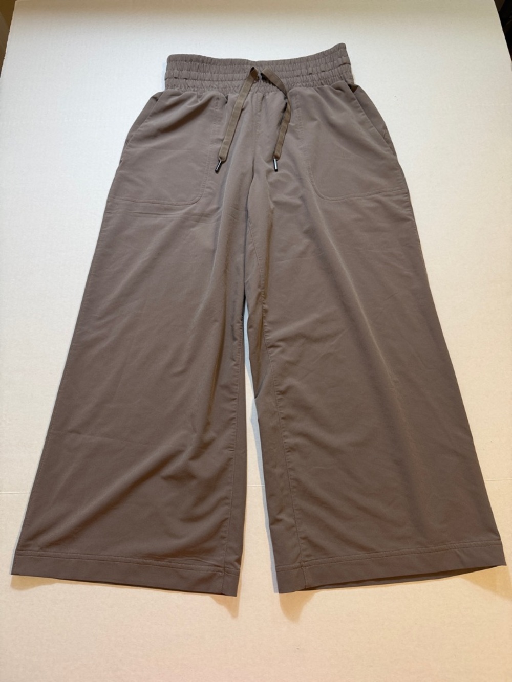 Spanx Out Of Office Wide Leg Cropped Pants 
Style 50637Q